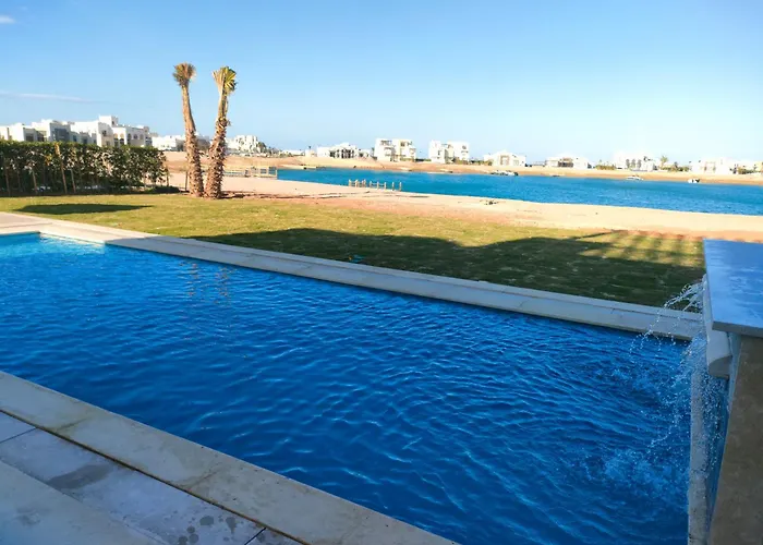At Elgouna With Private Heated Pool Villa Hurgada